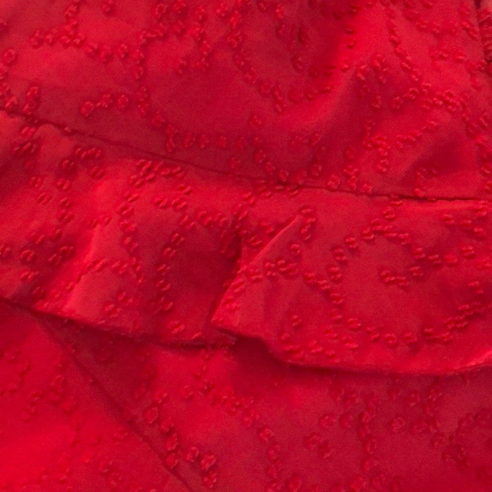 Red ruffle tank - Picture 3 of 3